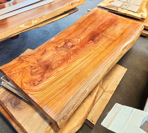 欅　一枚板　どれでも15万円　ダイニング　テーブル 