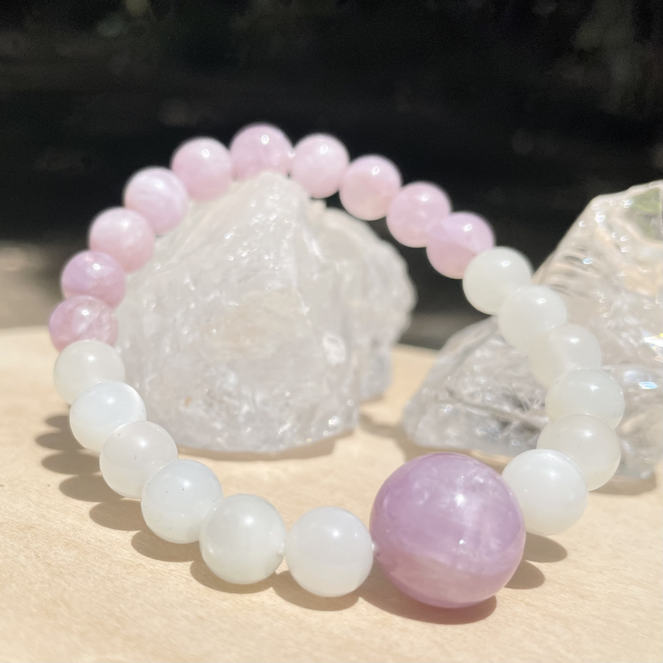 最強 パワー 天然石 ストーンブレスレット♾️ローズクォーツ クンツァイト ムーンストーン♾️愛 調和 ベガ 恋愛成就