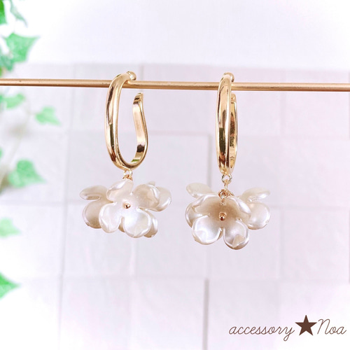 ピアス / イヤリング 2WAY パールシャワー ゴールド フラワー 結婚式