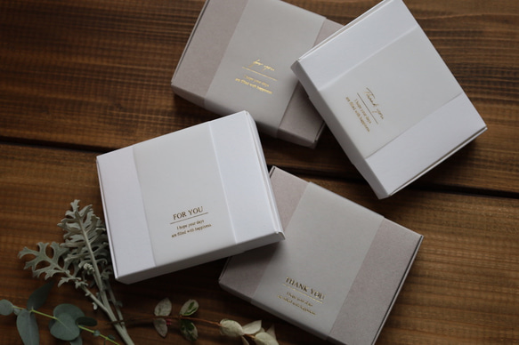 【10セット】箔押しラッピング帯付き小物ケース 1枚目の画像