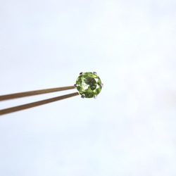 ☆大人気☆8月誕生石【アリゾナ産 大粒ペリドット AAA 6mm】つけっぱなしOK 錆びないサージカルステンレス ピアス 10枚目の画像