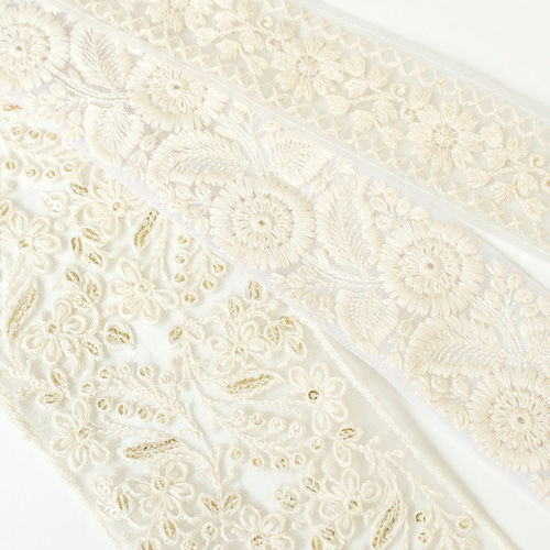 新セット入荷！とっても素敵な刺しゅう！『インド刺繍リボン 約30cm3本