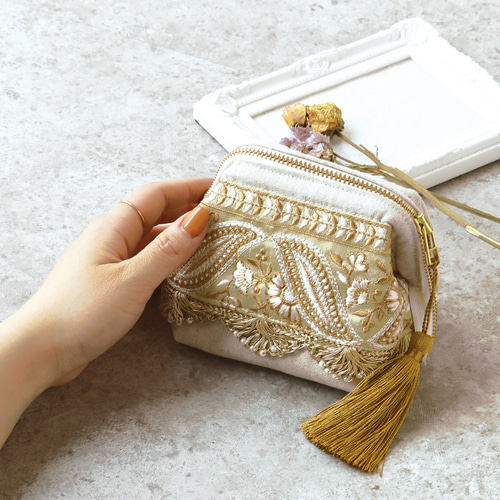 【本日限定】インド刺繍リボン　ロール販売　5本セット　ホワイト系④ 1ロール ウェーブフィズ [ホワイト]インド刺繍リボン 2688-1R | インド