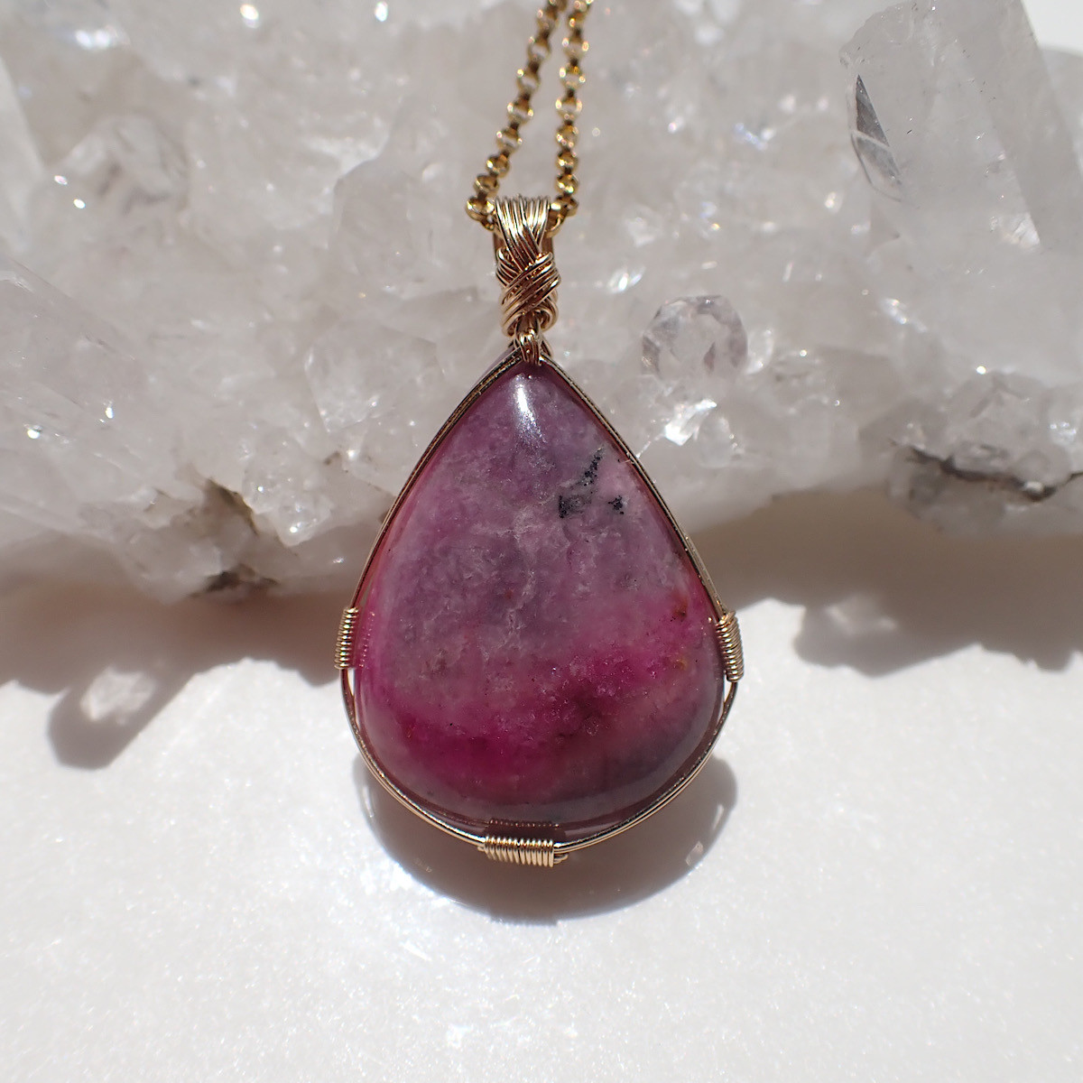 女神巻き®︎コバルトカルサイトのペンダントトップ