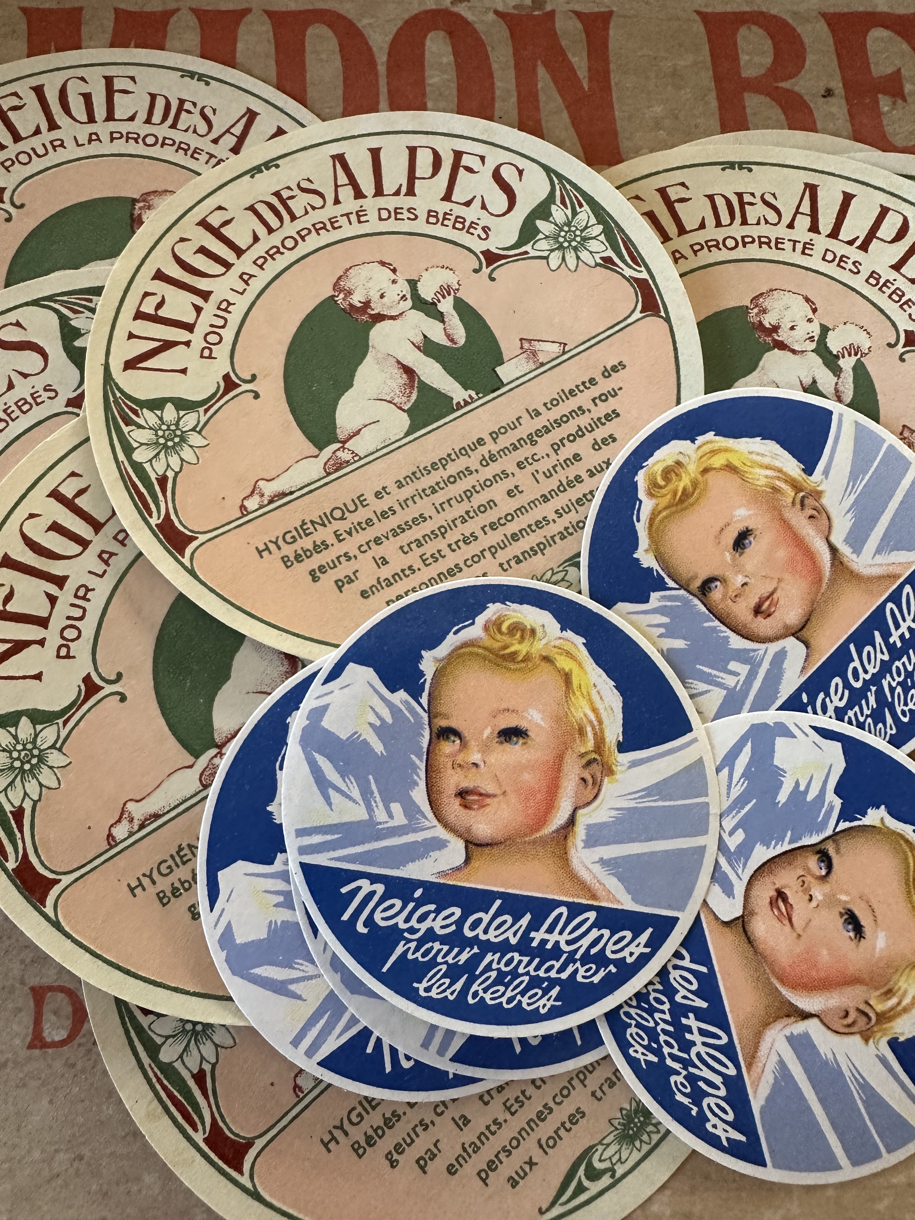 アンティーク品 お菓子のラベル・ポスター・パッケージデザイン集 フランス