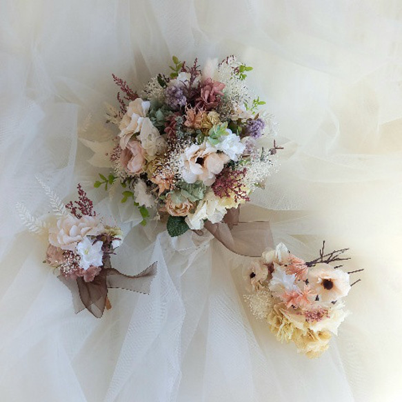 ♡受注対応♡クラッチブーケ ウェディングブーケ専門店リースブーケブートニアヘッドドレスリストレット花冠オーダー承ります 花・木の実・枝葉・果実 R1450397396(11050円)