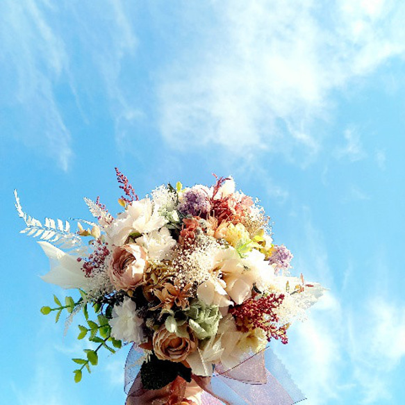 ♡受注対応♡クラッチブーケ ウェディングブーケ専門店リースブーケブートニアヘッドドレスリストレット花冠オーダー承ります 花・木の実・枝葉・果実 R1450397396(11050円)