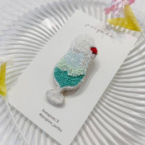 まさはる様 専用 チューリップ メロンソーダ ビーズ刺繍ブローチ