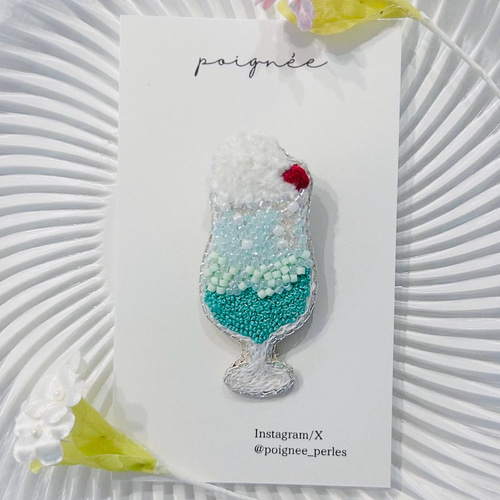 まさはる様 専用 チューリップ メロンソーダ ビーズ刺繍ブローチ
