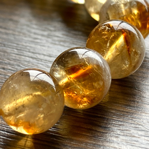 虹入りシトリン黄水晶(約10mm玉)のブレスレット！ ブレスレット Kanata