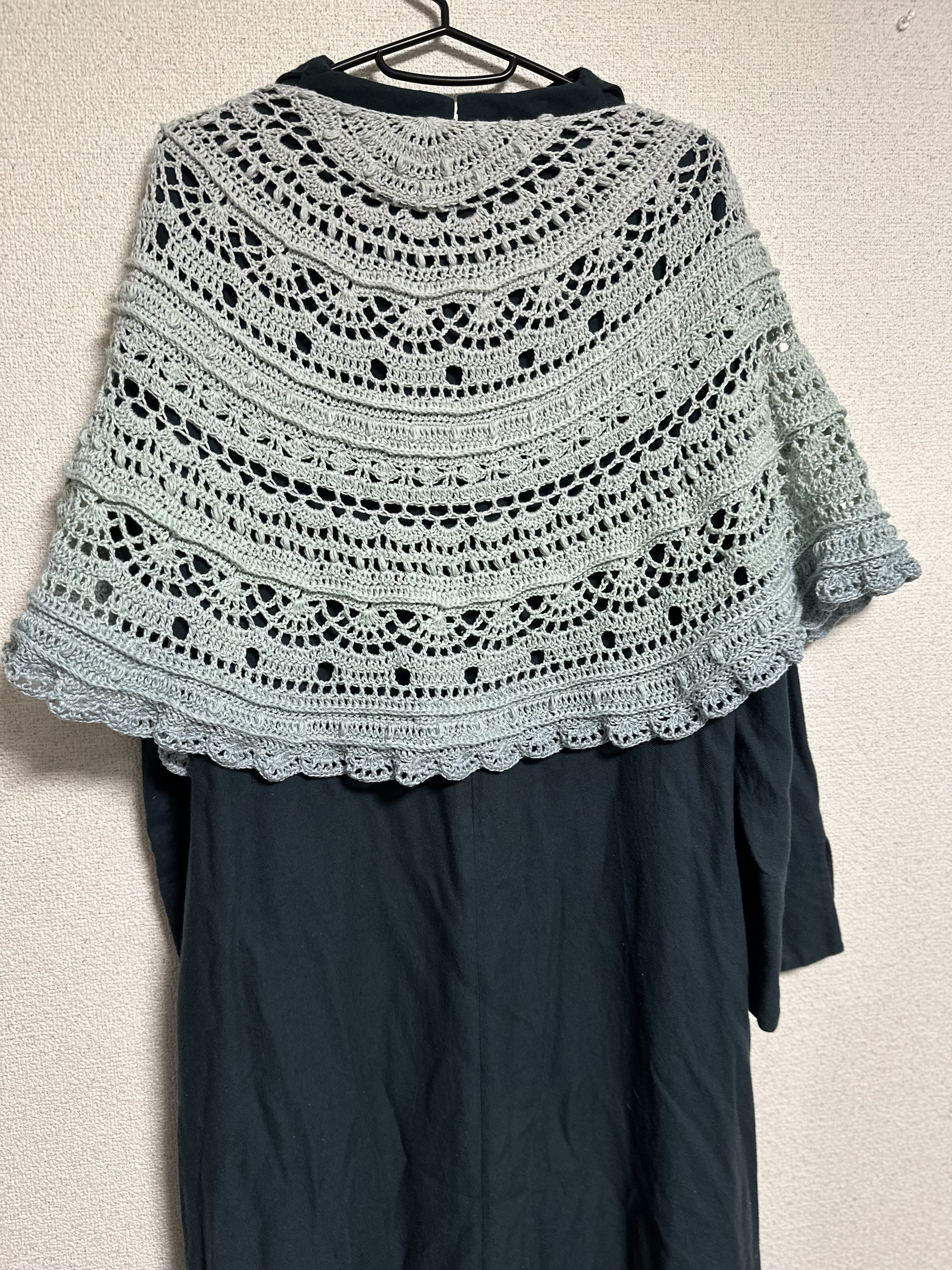 【年末お値下げ】PLEATS PLEASE 変形ショール1/2-7発送できません PLEATS PLEASE ISSEY MIYAKE（プリーツプリーズイッセイミヤケ