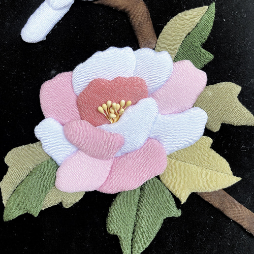 315. タペストリー 手織 タブリーズ 額装 花 鳥 315. タペストリー 手織 タブリーズ 額装 花 鳥 ペルシャ絨毯 製品一覧