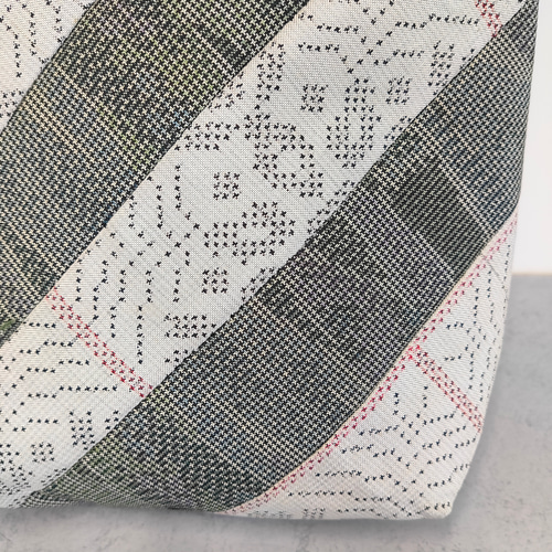 帯リメイク　蓋つきポシェット<ホワイト> 袋帯リメイク 蓋つきポシェットホワイト 【公式通販】