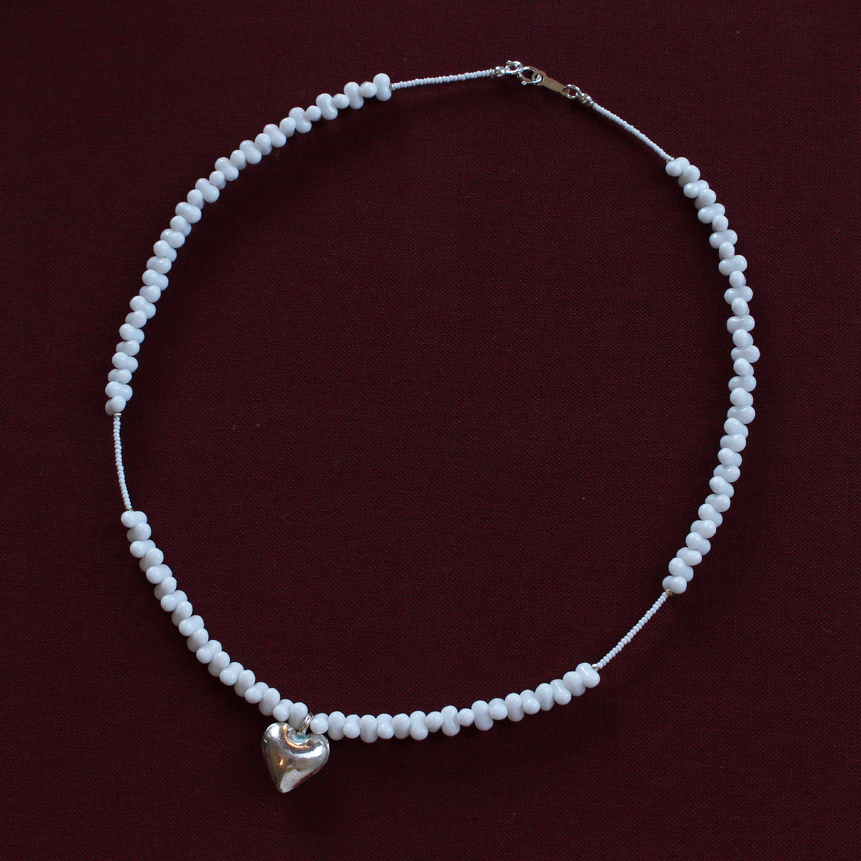 PULSE / カレンシルバー ヴィンテージビーズ のネックレス（wt）