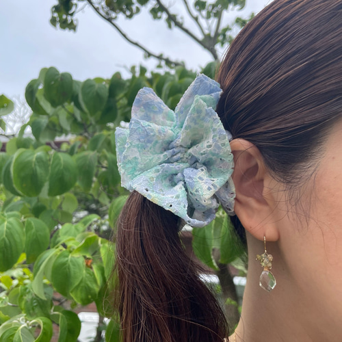シュシュ】水彩画みたい♥紫陽花色 グリーン イエロー 大きめ
