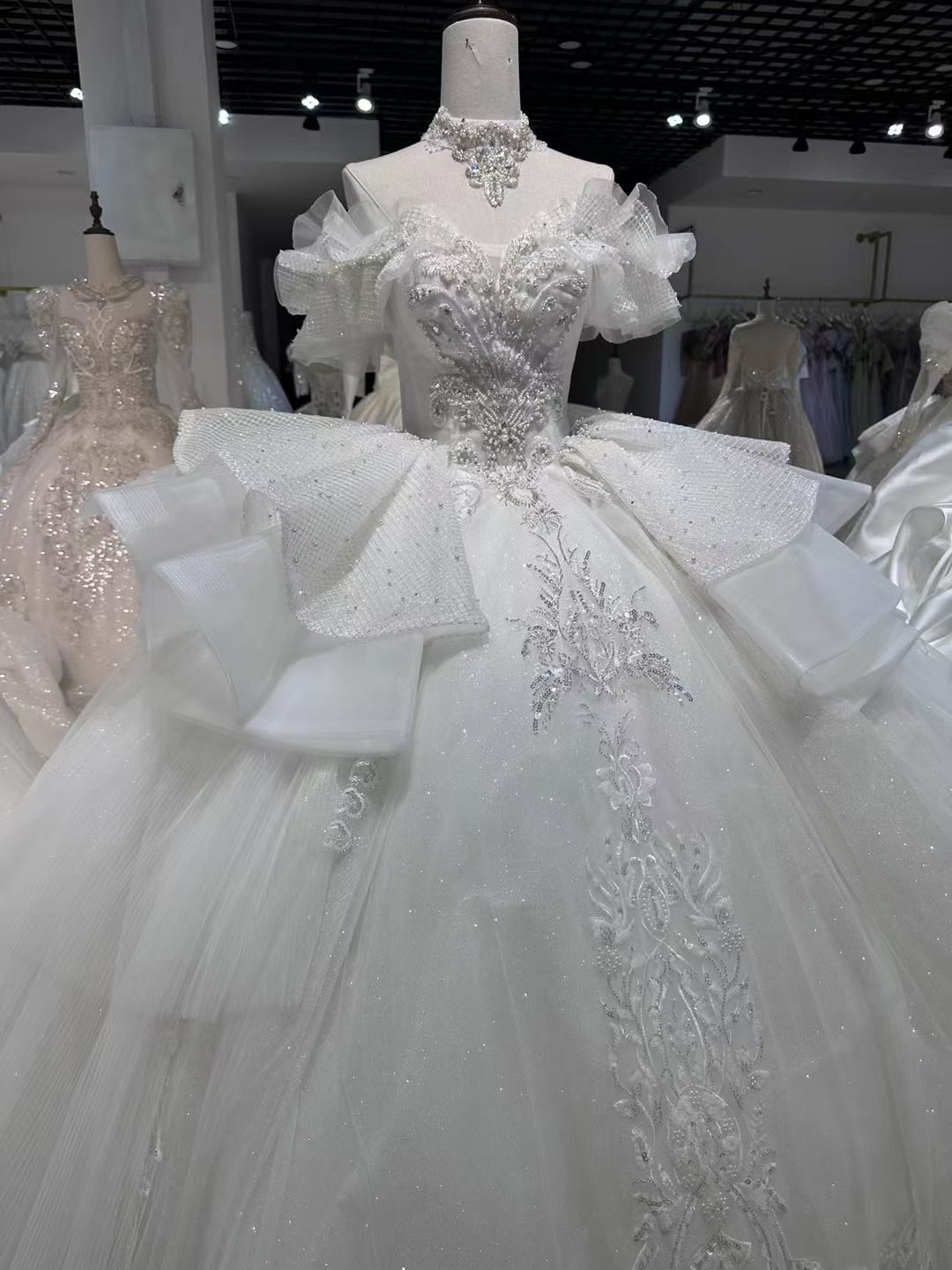 海外作家様　スーレイン　テディベア　水玉ドレス　可愛い 大人気上昇中！可愛いドレス フランス花レース 水玉プリント