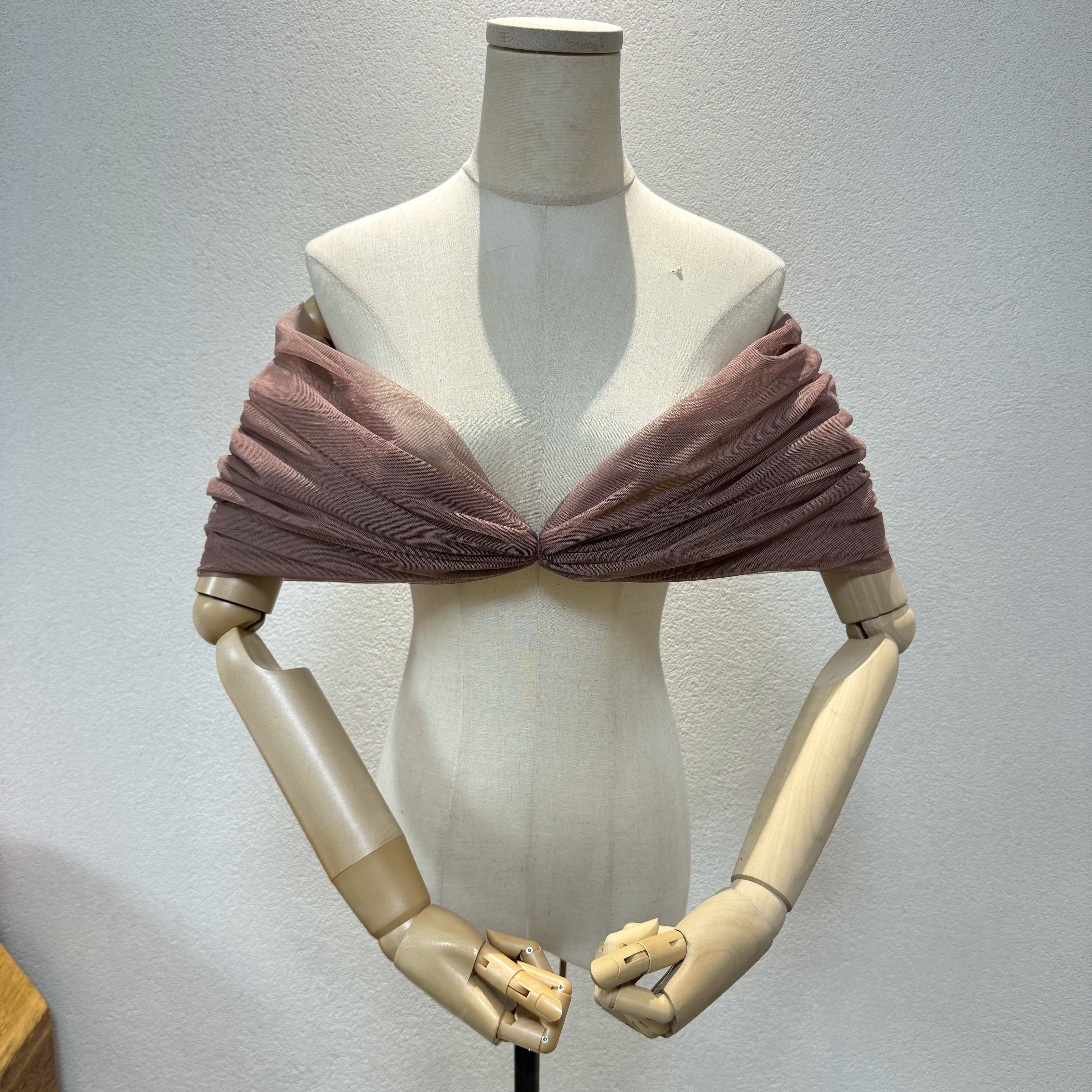 新色追加❢ソフトチュール編み上げデザイン　お色直し二の腕を隠せる　オフショルダー　ウェディングドレス取り外し可能クッキー