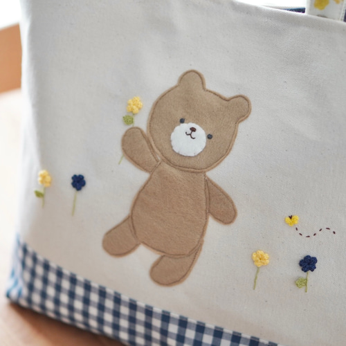 こぐまのくっくのアップリケトートバッグ マザーズバッグにもおすすめ
