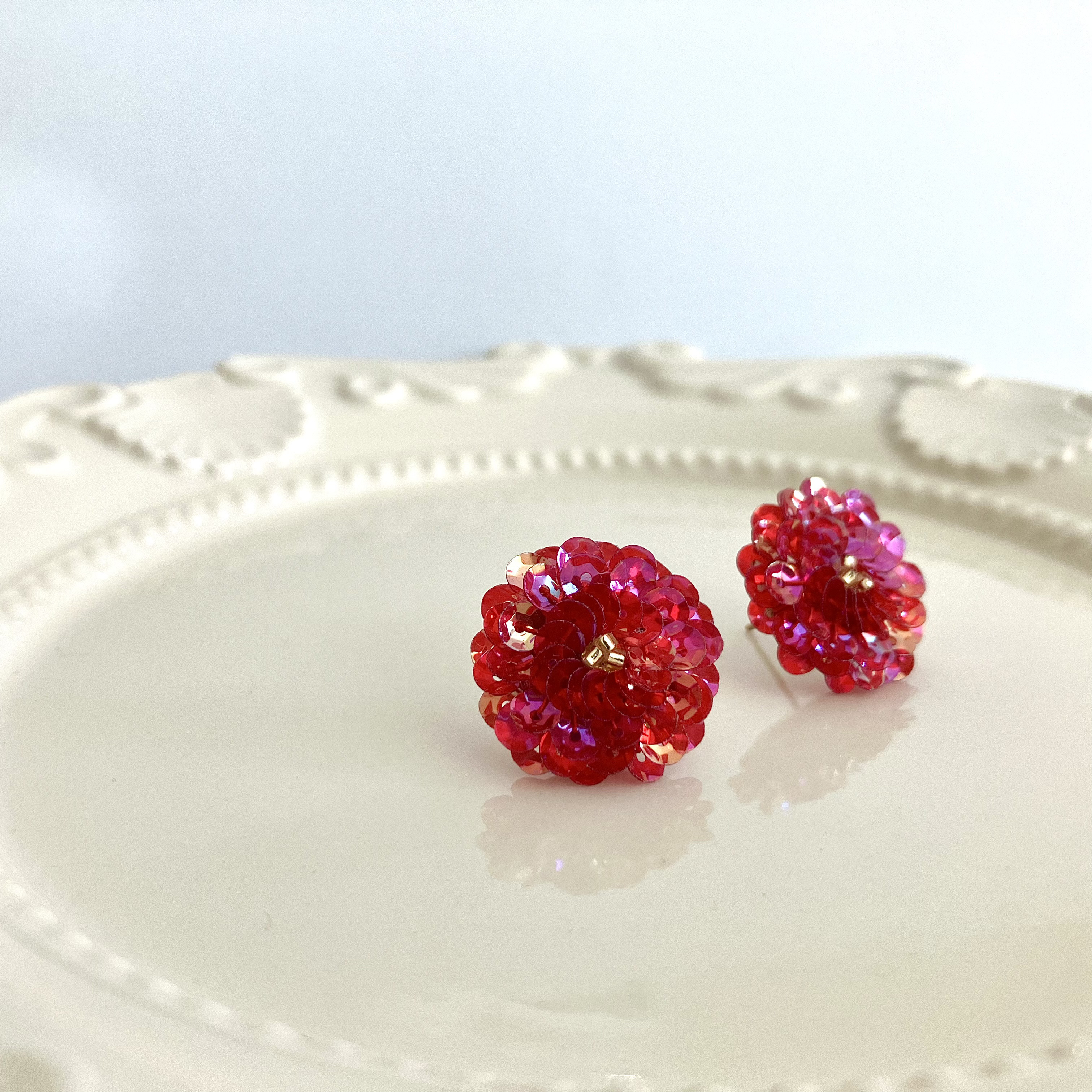 ダリアの耳飾り(クリアオーロラレッド)