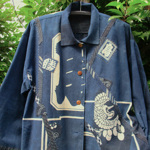 和の布創作服> 袢纏の意匠とパッチワークがコラボした 和の布創作服> 袢纏の意匠とパッチワークがコラボした