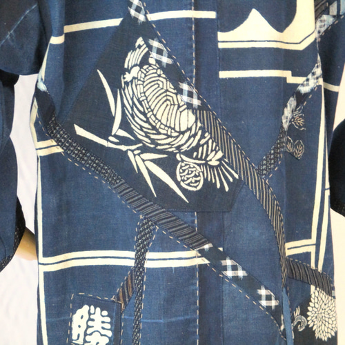 和の布創作服＞ 袢纏の意匠とパッチワークがコラボした