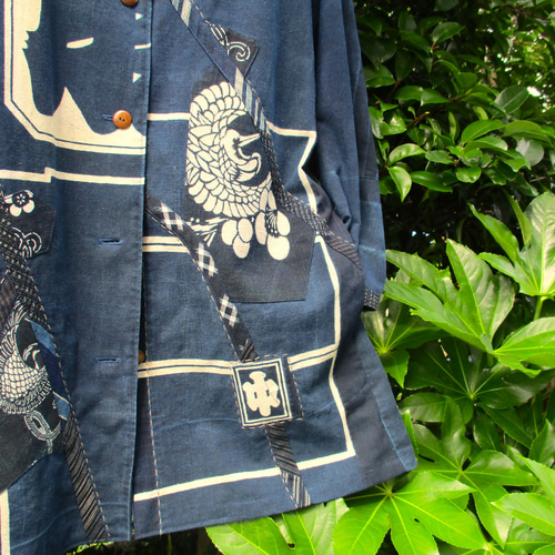 和の布創作服> 袢纏の意匠とパッチワークがコラボした 和の布創作服> 袢纏の意匠とパッチワークがコラボした