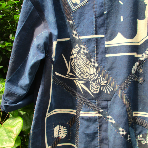 和の布創作服＞ 袢纏の意匠とパッチワークがコラボした