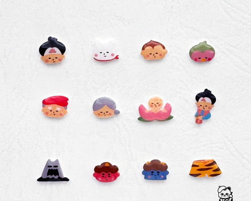 4つ選べる】なんともいえない表情の桃太郎ファミリーのピアス