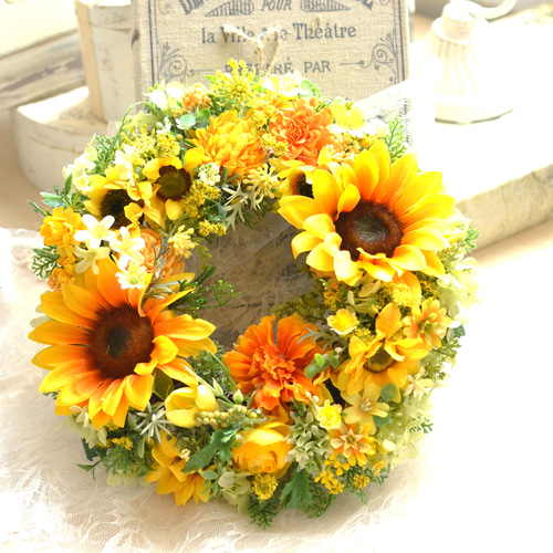 再販】元気な ひまわりリース 夏のギフトにも♪ 夏を楽しむフラワー  