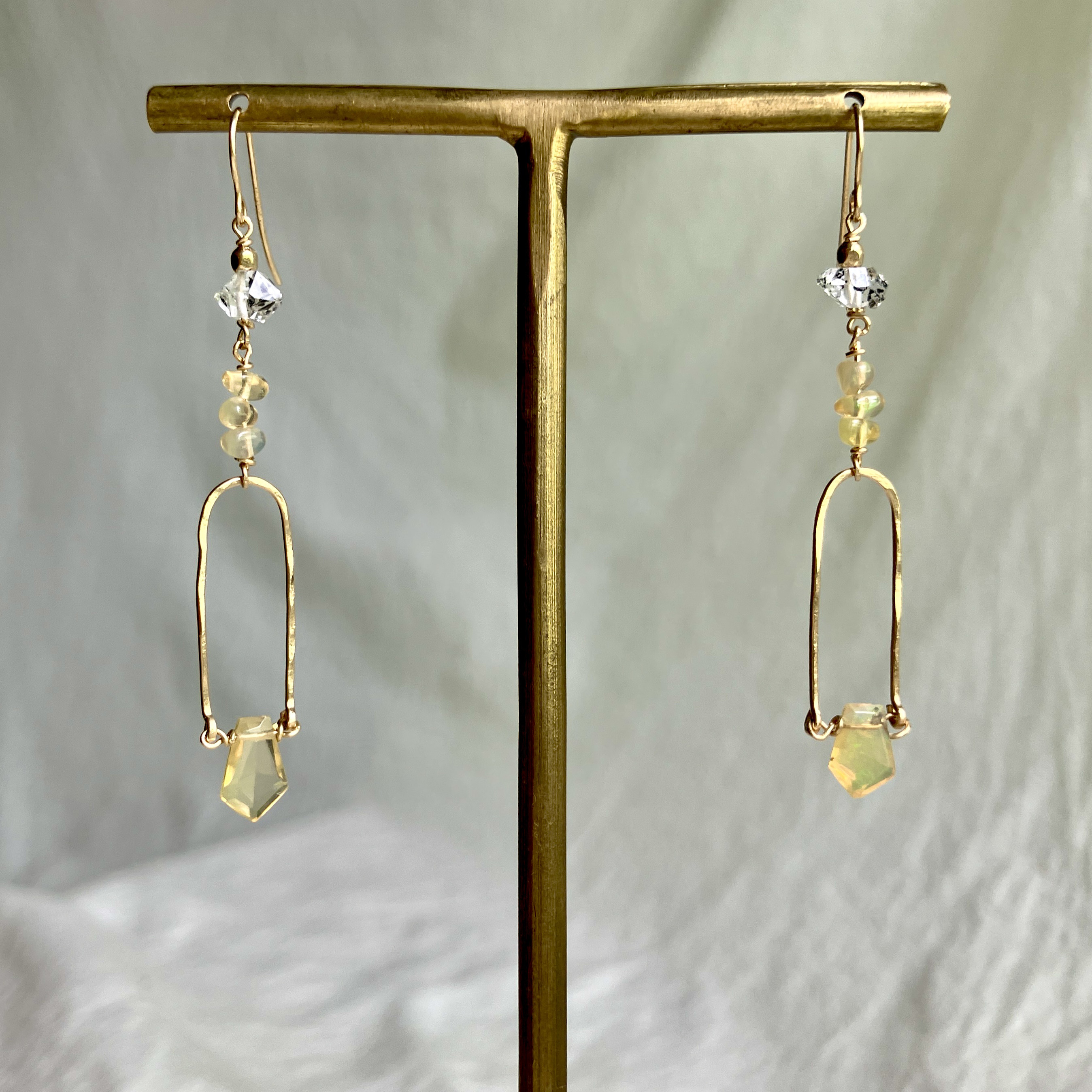 Sweet twilight　　K１４gfアシンメトリーピアス　イヤリング変更可　１点もの