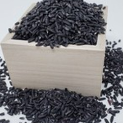 国産・手揚げ・黒米入りやみつき玄米おかき50ｇ×4袋【送料込み・メール便】 3枚目の画像