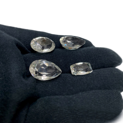 超大粒　天然水晶ルース　最終値下げ クリスタル ルース ラウンド コンケーブカット10×10mm 2粒