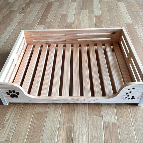 木製ペット用ベッド （手作り） 3COINS(スリコ)IKEA手作り木製ペットベッドのおすすめリメイク