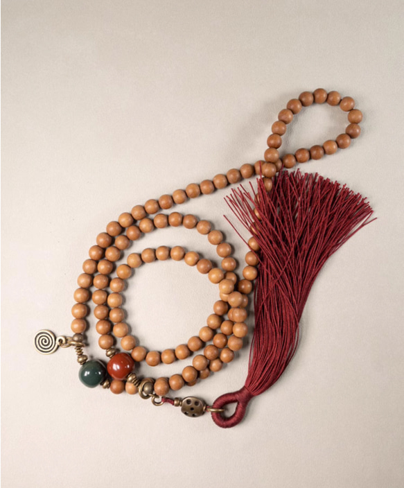 瑪瑙の108粒の仏珠の男女は玉髄の天珠のネックレスのチェーンを兼用します? 瑪瑙の108粒の仏珠の男女は玉髄の天珠のネックレス