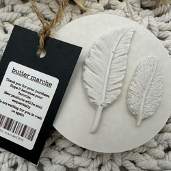 2点set フェザーA＆Bオブジェ(オフホワイト) ///  ジェスモナイト 撮影小物 オブジェ 2枚目の画像