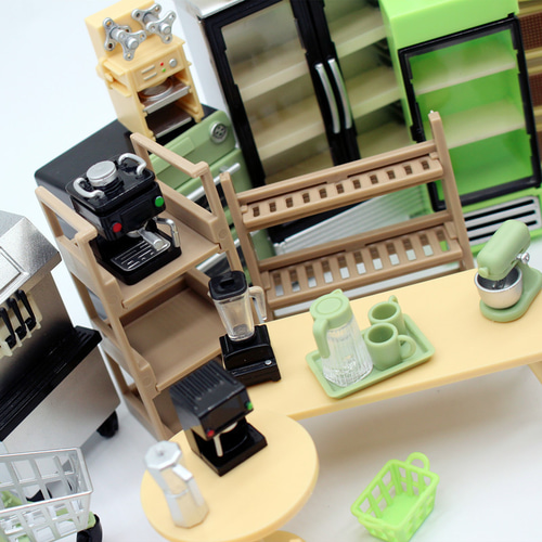 ミニチュア コーヒーメーカー 1点 ドールハウス エスプレッソ ミニチュア コーヒーメーカー 1点 ドールハウス エスプレッソ