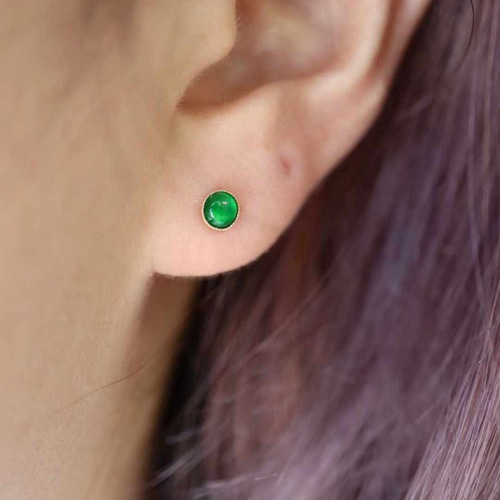 天然ヒスイミニサイズピアスk18 ピアス（スタッド・一粒） パール  