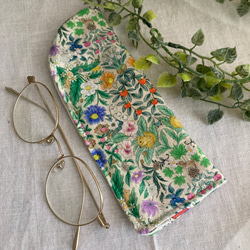 ハンドメイド☆ミナペルホネンリネン紺蝶々hütte skyful刺繍