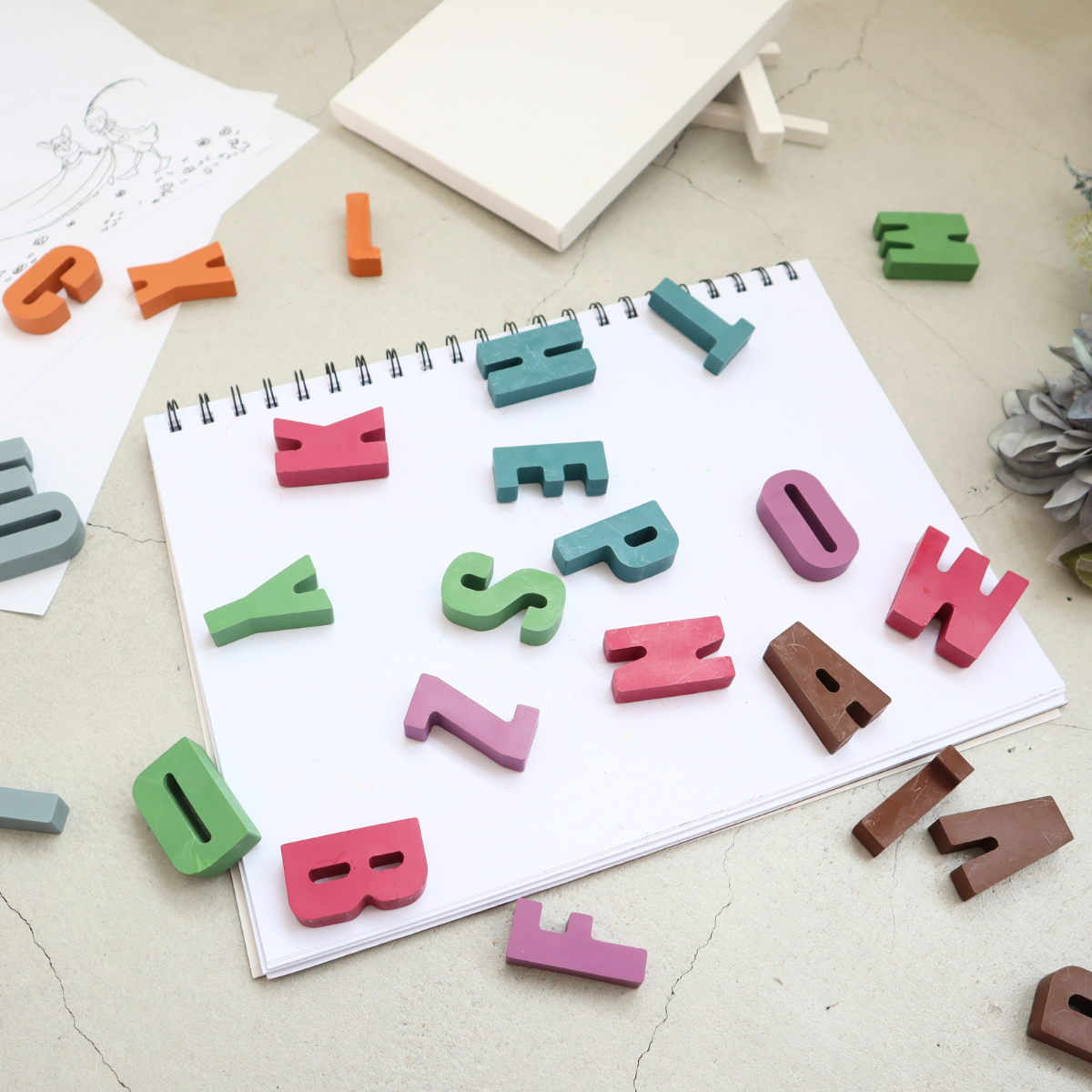 クレヨン おしゃれ プレゼント 出産祝い 誕生日 記念日 ギフト 女の子 男の子