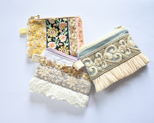選べるデザイン① 万能ミニポーチ インド刺繍 刺繍リボン ポーチ