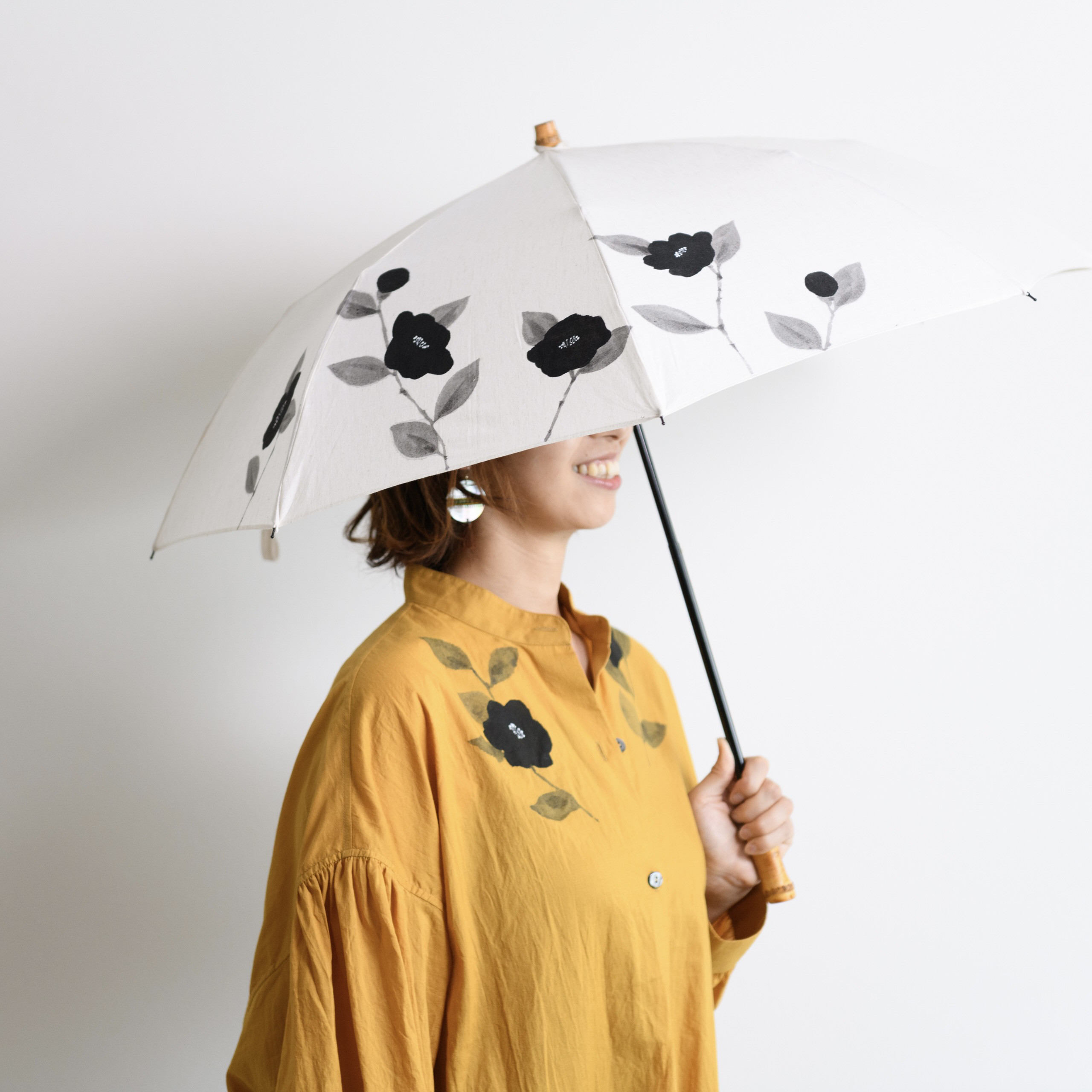 軽い手描き日傘・山茶花（サザンカ） 15,444円