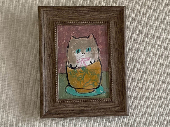 猫ちゃん絵画 絵画。原画【きれいな黄色い陶器のコップの猫ちゃん】 絵画 アカザ麦