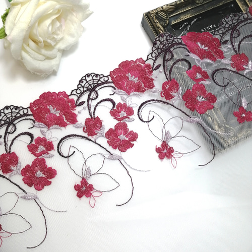 1m ラメ入りキラキラ 花柄 刺繍 チュールレース ハンドメイド 生地