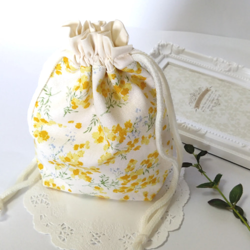 マチ付き》ミモザ・巾着ポーチ・イエロー ＃n661 巾着袋 natura-drop  