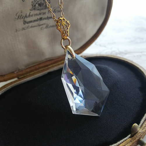 アンティーク アールデコCrystal-Glass（34×23㎜）／レア・Filigree