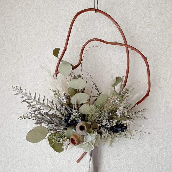 ドライフラワーのリース ユーカリ ベルガムナッツ スモークツリー  