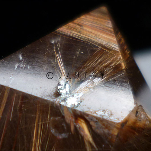 288 太陽放射、レッド＆ゴールドタイチンルチルクォーツ、水晶