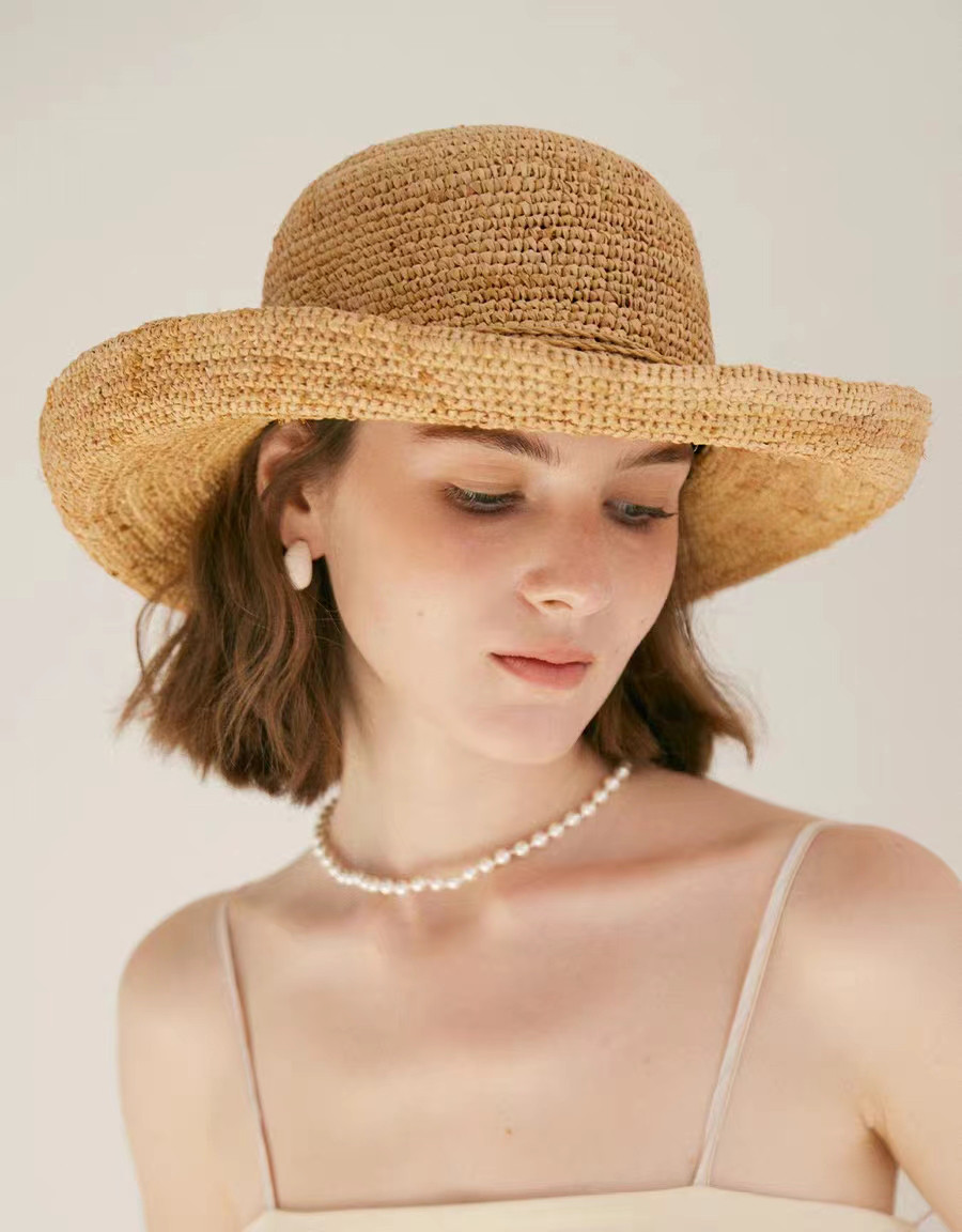 【極美品】アシーナニューヨーク 麦わら帽子 夏上品 ローズマリー ラフィアハット