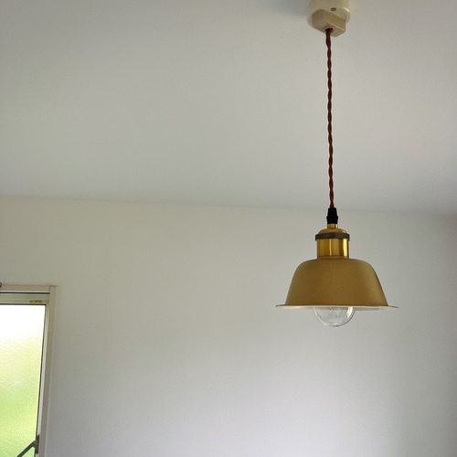 ゴールド金 ホワイト 北欧カフェ風ペンダントライトモダン オシャレ