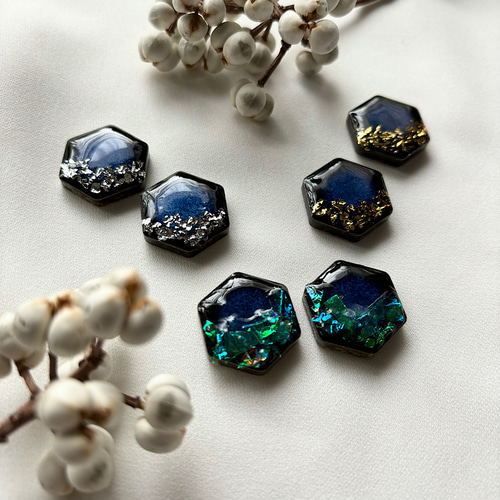 プレゼントにも最適◎夜空に星を散りばめたような美濃焼六角タイルの